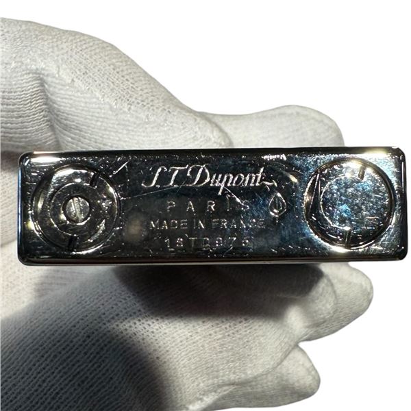 New - S.T. Dupont Paris - Black Lacquer Gold-Tone Lighter -  Made in France - Ligne 2 - Big Logo - N