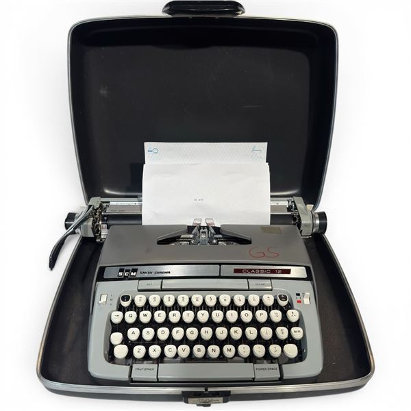 Smith Corona Classic 12 Manual Typewriter