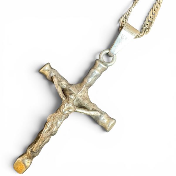 Sterling Silver Crucifix Necklace - 1.5" x 2" crucifix on a 16" chain - Total weight: 22.6 grams