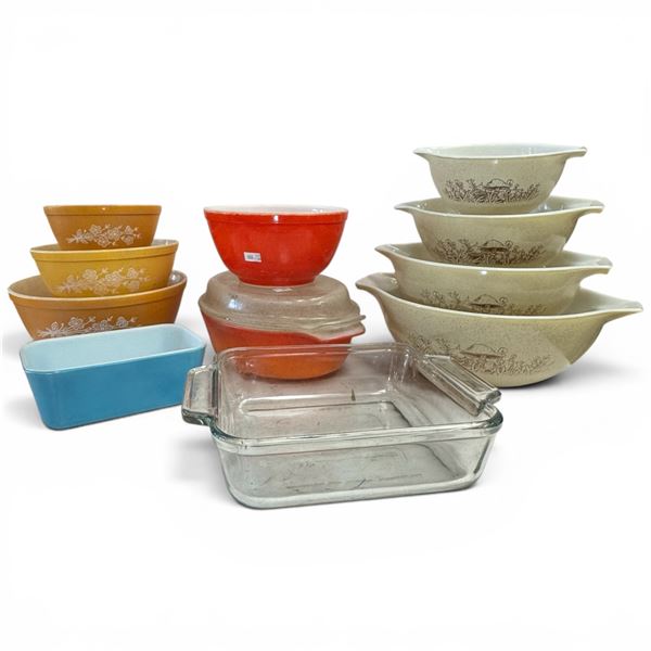 Complete 4 Piece Set of 1980s Pyrex "Forest Fancies" Cinderella Nesting Bowls & 8 Other Pieces (Incl