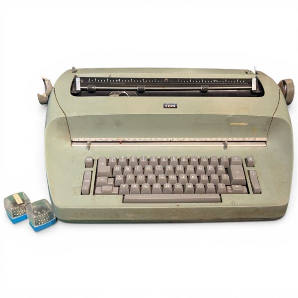 Vintage IBM Selectric I Typewriter with Alternate Fonts