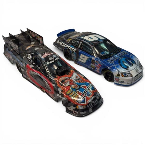 Mopar 1:24 Diecast: Gary Scelzi Funny Car & Nascar Kasey Kahne #8 Dodge
