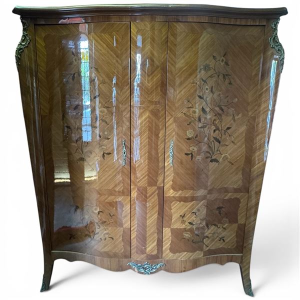 Luxurious Fratelli Marelli Style Bombe Profile Armoire Floral Marquetry & Ormolu Mounts