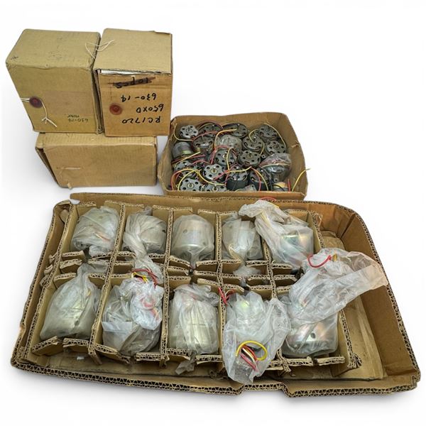 Assorted Reel to Reel and Turntable Motors NOS: Akai 88-971, 24X0-MR, Sanyo R-S5190A 0GS & GBLI895