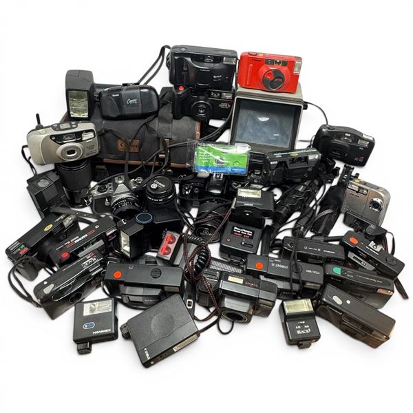 Goko Editor Viewer Dual-8 , Canon ES 3000, Lens, Tripods, Pentax ME-Super and a Lot More