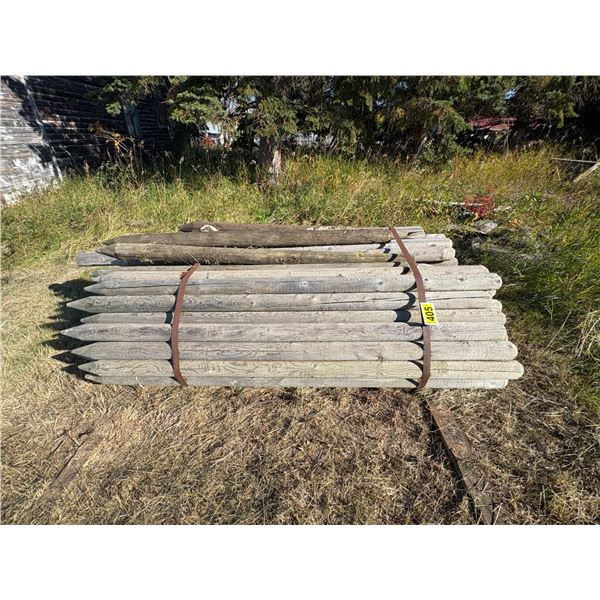 Bundle of 4-5 inch sharpened posts