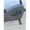 Image 4 : Life Fitness 9500HR Recumbent Bike With Monitor Interface