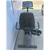Image 6 : Life Fitness 9500HR Recumbent Bike With Monitor Interface