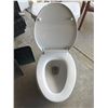 Image 5 : White Two-Piece Porcelain Toilet with Dual-Flush Mechanism
