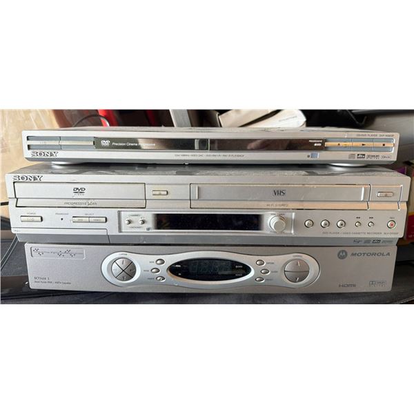 3 Electronics: Sony DVD Players, Motorola Cable Box