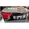 Image 3 : Brand New 6.5 Quart Slow Cooker with Glass Lid