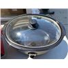 Image 5 : Brand New 6.5 Quart Slow Cooker with Glass Lid