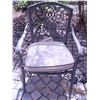 Image 3 : Patio Dining Set with Glass Table, Four Chairs, and Umbrella