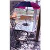 Image 5 : Patio Dining Set with Glass Table, Four Chairs, and Umbrella