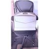 Image 1 : Brother Charger 651 Sewing Machine with Hard Carrying Case