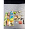 Image 1 : Lot of Vintage NOS Fishing Hooks and Vintage NOS Men's Shaver Parts