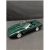 Image 4 : 1994 Corvette Convertible Promo Car in Box Plus Small Shell Gas Pump