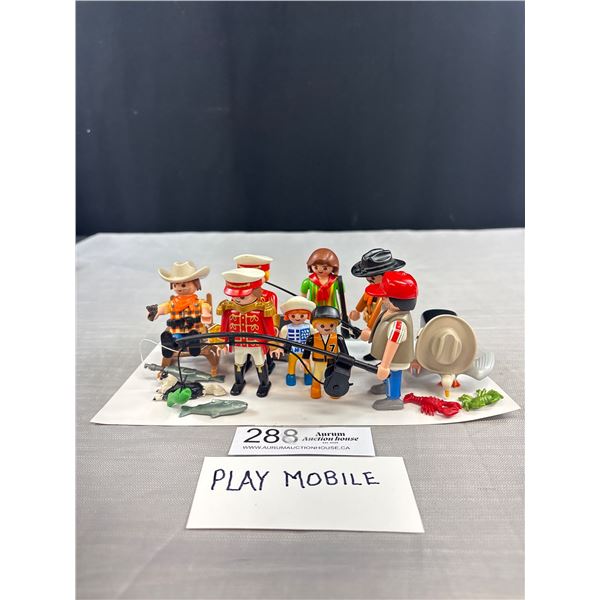 Nice Lot of Vintage Playmobil Figurines