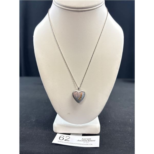 A Nice Sterling Silver Chain With Mom Locket Sterling Silver