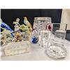 Image 3 : Vintage Home Décor Lot of Glass Etchings Porcelain Birds etc