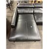 Image 2 : Modern Black Leather L-Shape Sectional Sofa with Adjustable Headrests