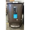 Image 2 : 2pc assorted dustbins
