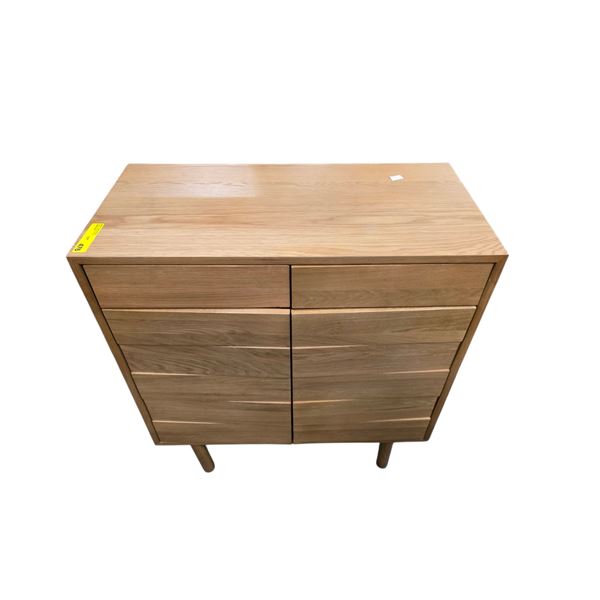 4-Drawer Tall Chest / Dresser (33x1636.5)