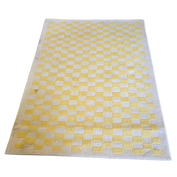 Sundays "Checker Rug" - Sunshine - 5x7