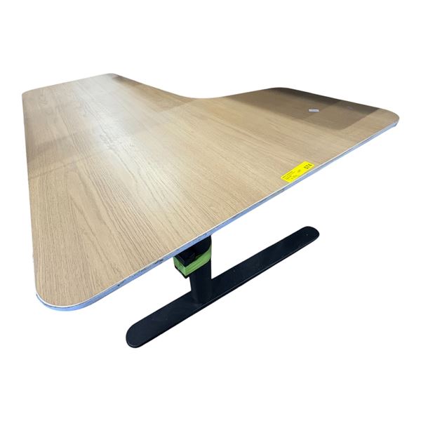 Adjustable Wooden Desk (63x43x23.5)