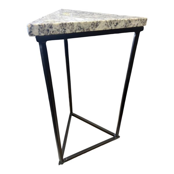 Granite Top Side Table (18.5in H)