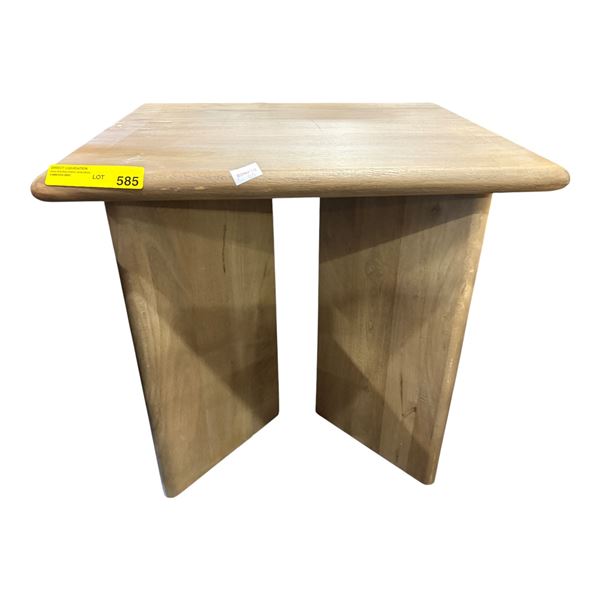 Modern Concrete Triangular Side Table with Slab Legs (24x20x23.5)
