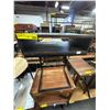 Image 2 : Black Wood Top C-Shape Side Table (18.5x14.5x26.5)