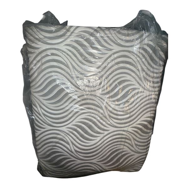 Hybrid Bliss Plush Queen Spring Mattress