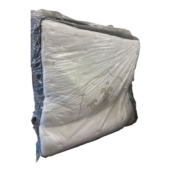 Stearns & Foster - Prince of Tide Euro PillowTop Square King Mattress (6ft)