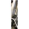 Image 3 : White Vinyl Adjustable Hydraulic Spa / Salon Facial Treatment Chair