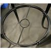 Image 3 : 2-Pcs Round 36" Patio Dining Tables
