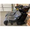 Image 2 : Salon Shampoo Backwash Station with Ceramic Basin Bowl and Armrests