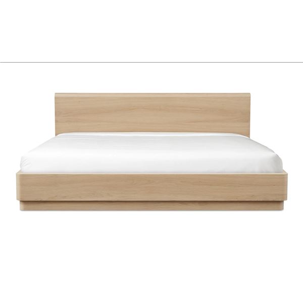 BNIB - Moe's Round Off King Bed Oak - 80.5in W x 84.5in D x 30.25in H - RV $2,649
