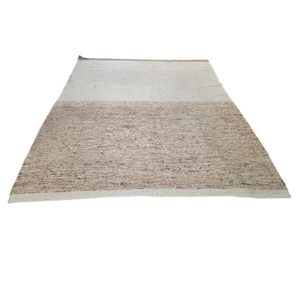 Cream Jute Braided Area Rug - Approx 8 x 10 ft