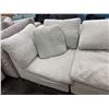 Image 4 : Moes 4pc Modular Sectional Fabric Sofa