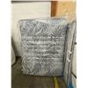 Image 5 : 6pc assorted queen mattresses - from trucking claim