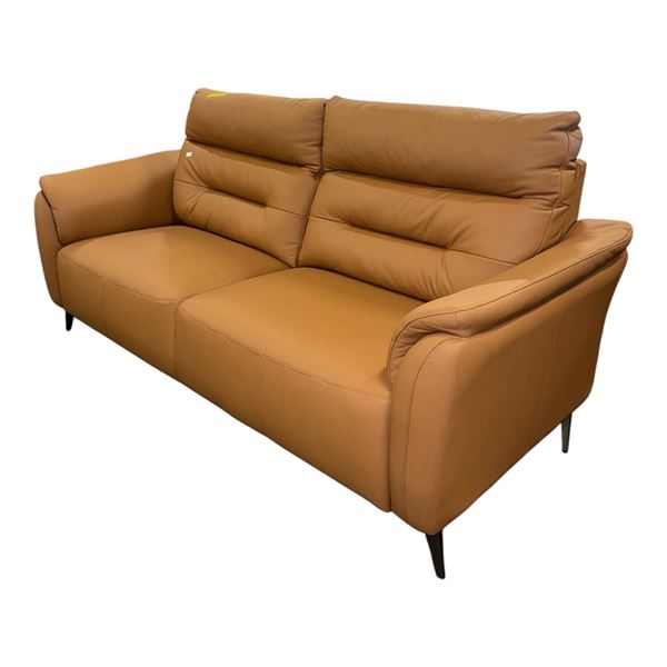 New Santino Leather Sofa - RV $2,795