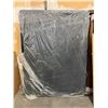 Image 3 : 2 box springs & 1 mattress - from trucking claim