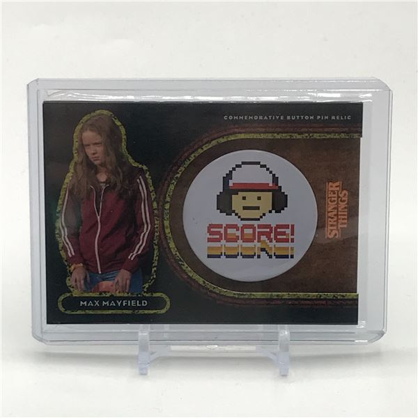 TOPPS STRANGER THINGS COMMEMORATIVE 80'S PIN TRADING CARD - SCORE 44/99