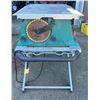 Image 2 : Makita 2704 10" Table Saw with folding stand