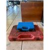 Image 2 : Group of 2-Snap-on tap & die set with service tool kit.