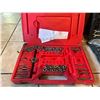 Image 5 : Group of 2-Snap-on tap & die set with service tool kit.