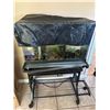 Image 4 : Aquarium Fish Tank with Metal Stand,hood & Decorative's