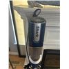 Image 3 : Shark Corded Stick Vaccum cleaner