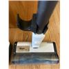 Image 4 : BISELL AeroSwift Compact Lightweight Bagless Corded Canister Vaccum Clearner